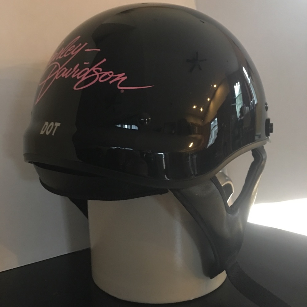 Women’s Harley Davidson helmet